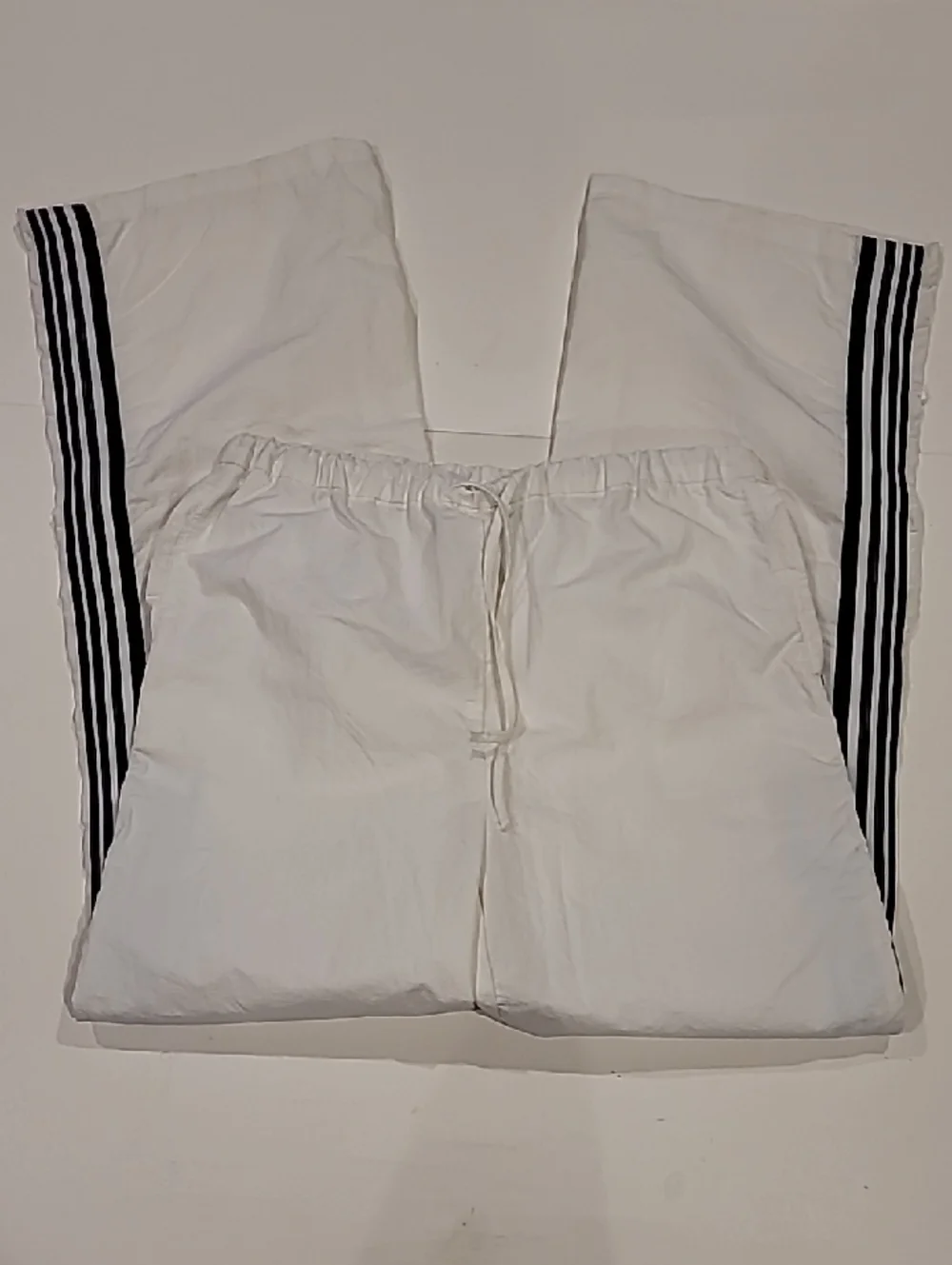 Love Tree White Wide-Leg NylonTrack Pants with Black Side Stripes Large - Picture 4 of 8